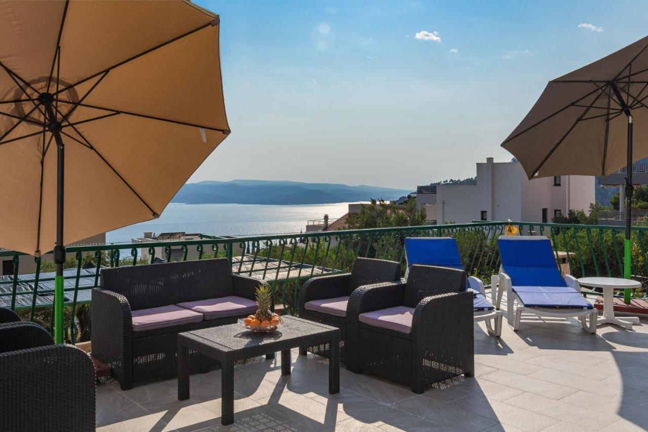 Navis Sea View Apartment With Pool Makarska Exteriör bild
