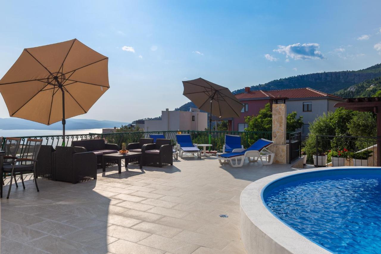 Navis Sea View Apartment With Pool Makarska Exteriör bild