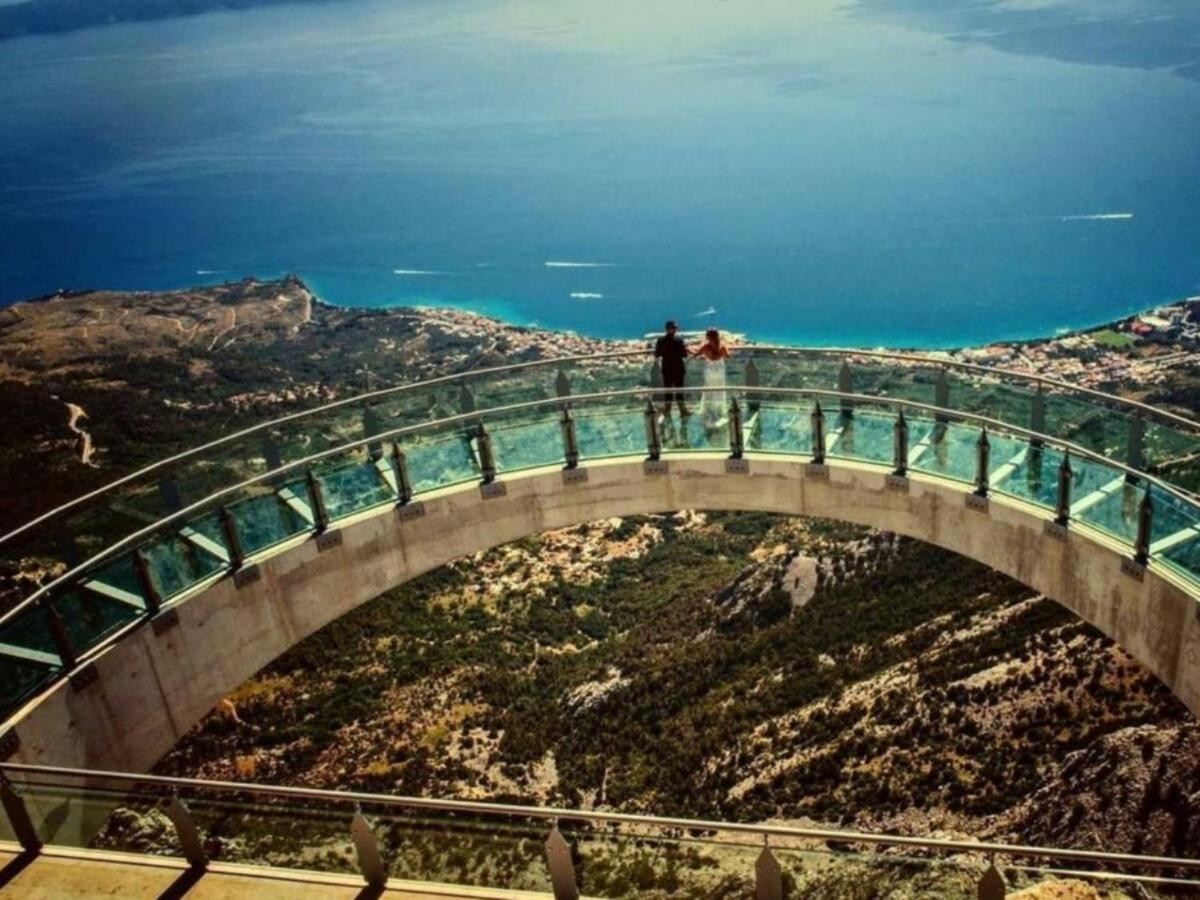 Navis Sea View Apartment With Pool Makarska Exteriör bild