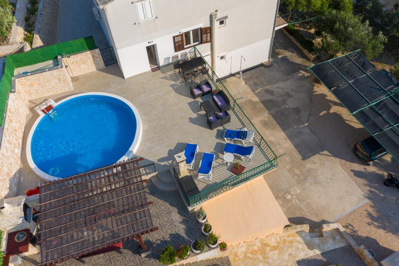 Navis Sea View Apartment With Pool Makarska Exteriör bild