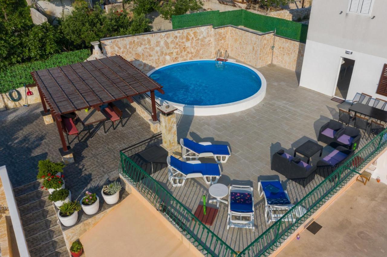 Navis Sea View Apartment With Pool Makarska Exteriör bild